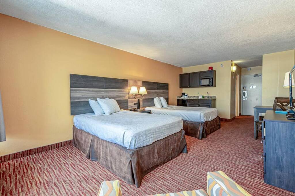 Remodeled Condo, Waterpark View At Landmark Resort Myrtle Beach Exteriör bild